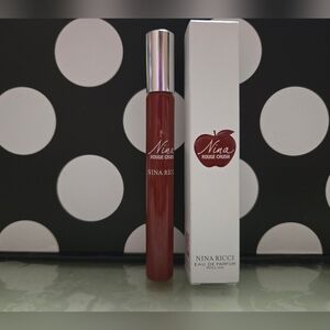 ✨️Nina Rouge Crush Rollerball✨️